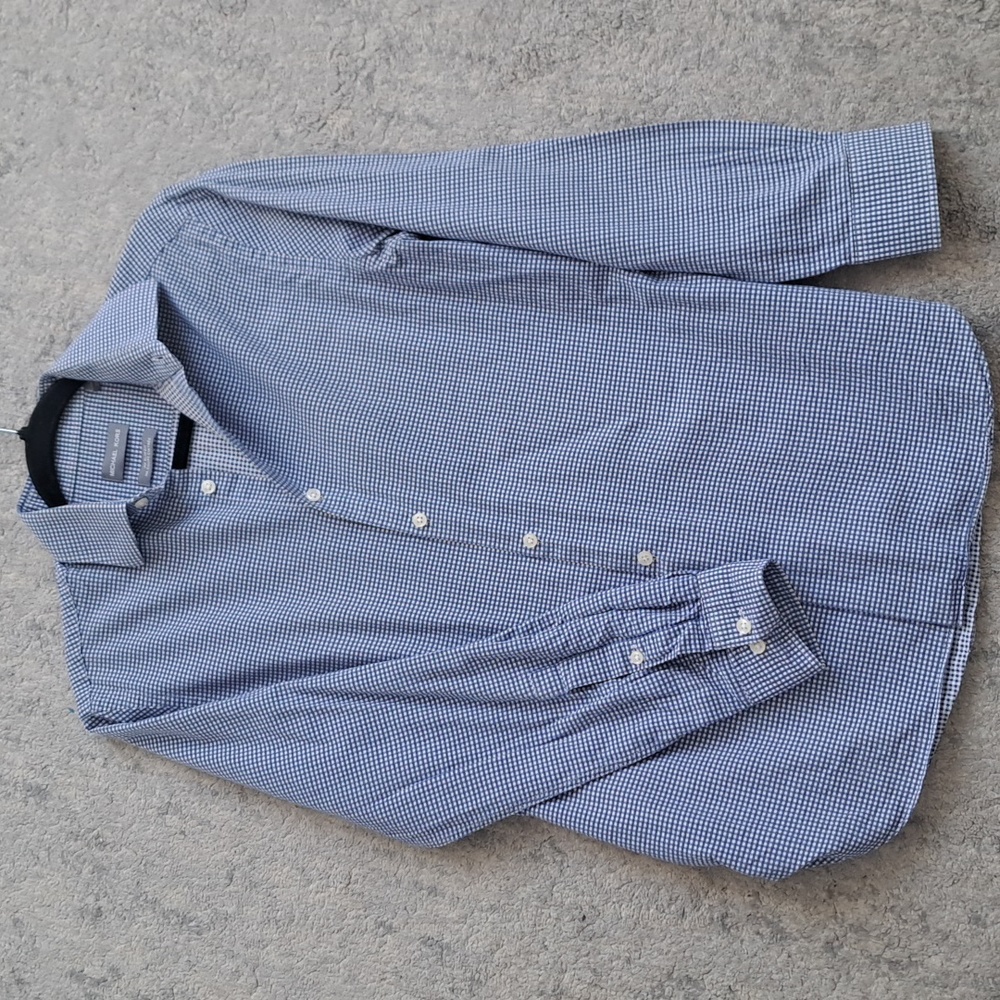 Small 15 31/32 Michael kors mk slim fit button up dress shirt